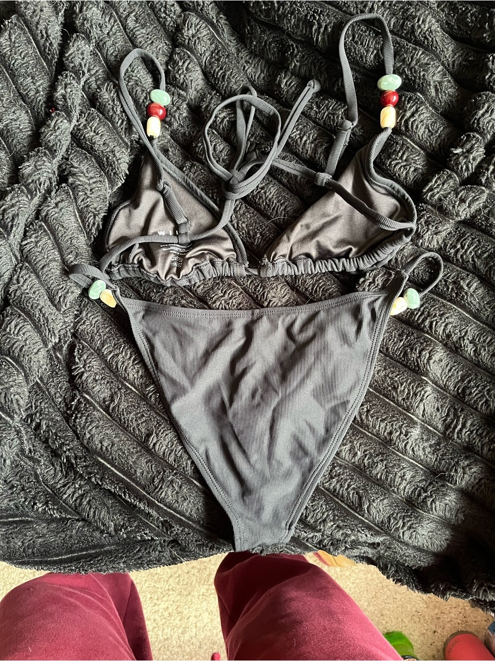 Black Ribbed Beaded String Bikini Set - Picture 2 of 3